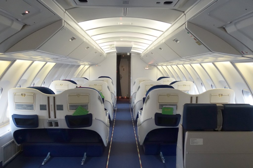 Picture of: Review: Wamos Air  Business Class (Norwegian Premium) – The